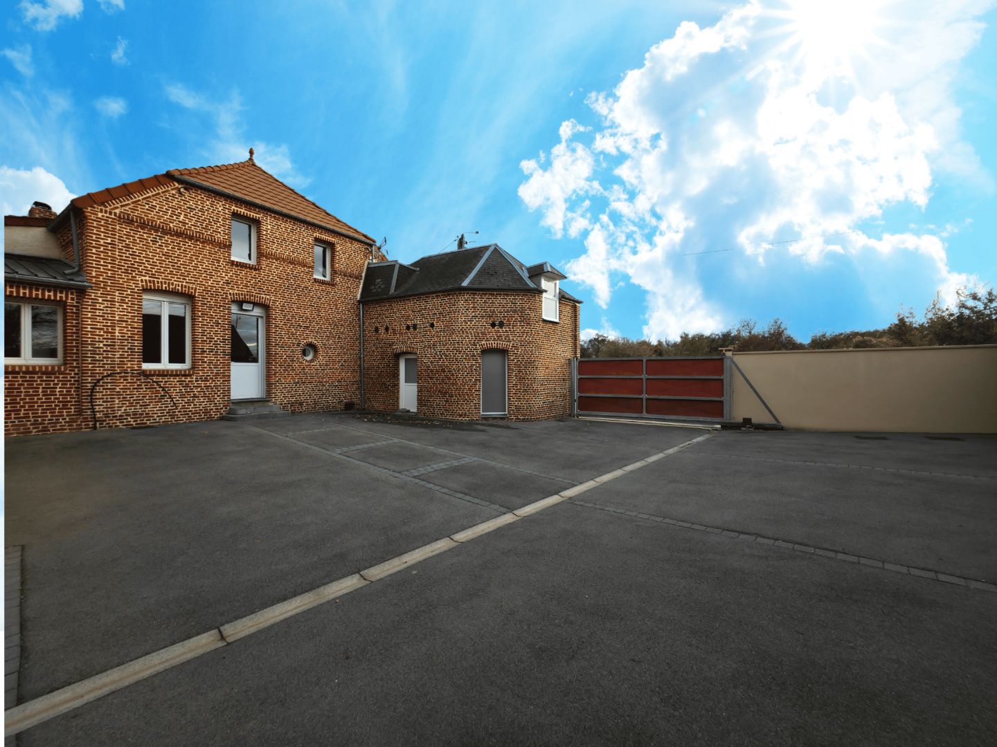 Maison individuelle à vendre  - 8 pièce(s) - 245m2 - Caudry (59540)