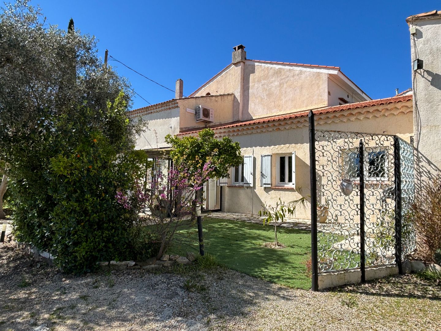 Maison à vendre  - 4 pièce(s) - 107m2 - Roquebrune-sur-argens (83520)