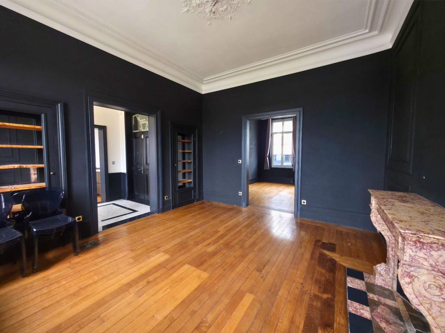 Appartement + dépendance + jardin – Le Cateau