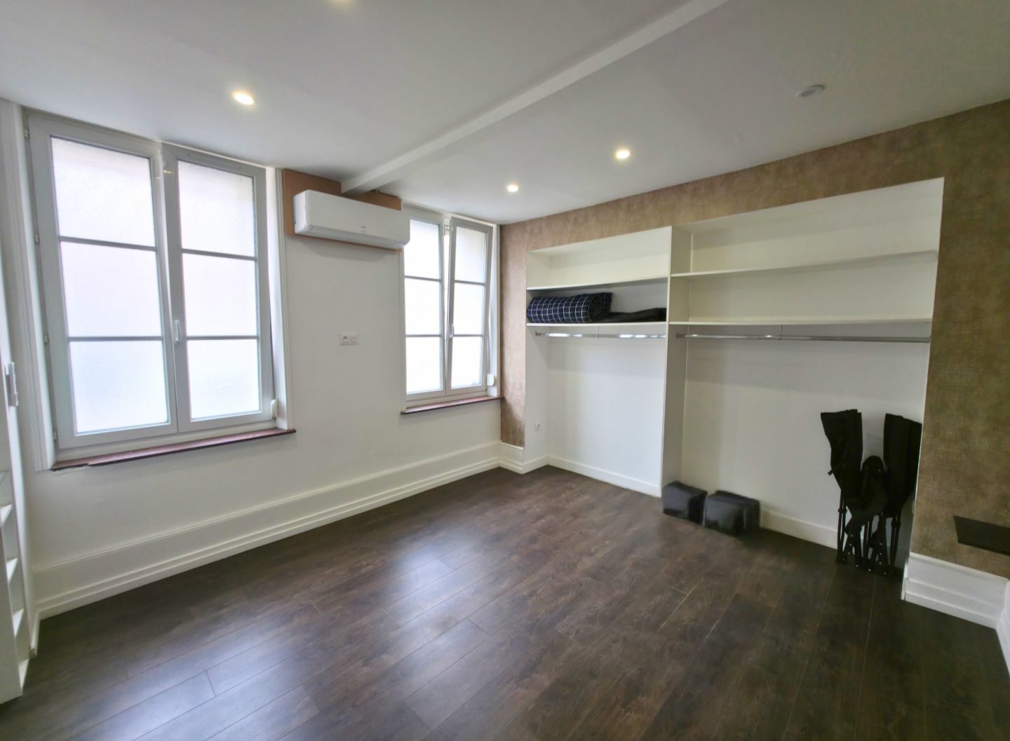 Appartement à vendre  - 5 pièce(s) - 114m2 - Le Cateau-cambrésis (59360)