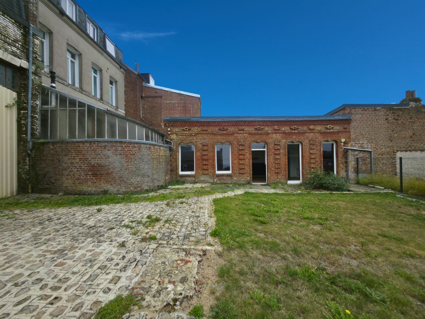 Appartement à vendre  - 5 pièce(s) - 114m2 - Le Cateau-cambrésis (59360)