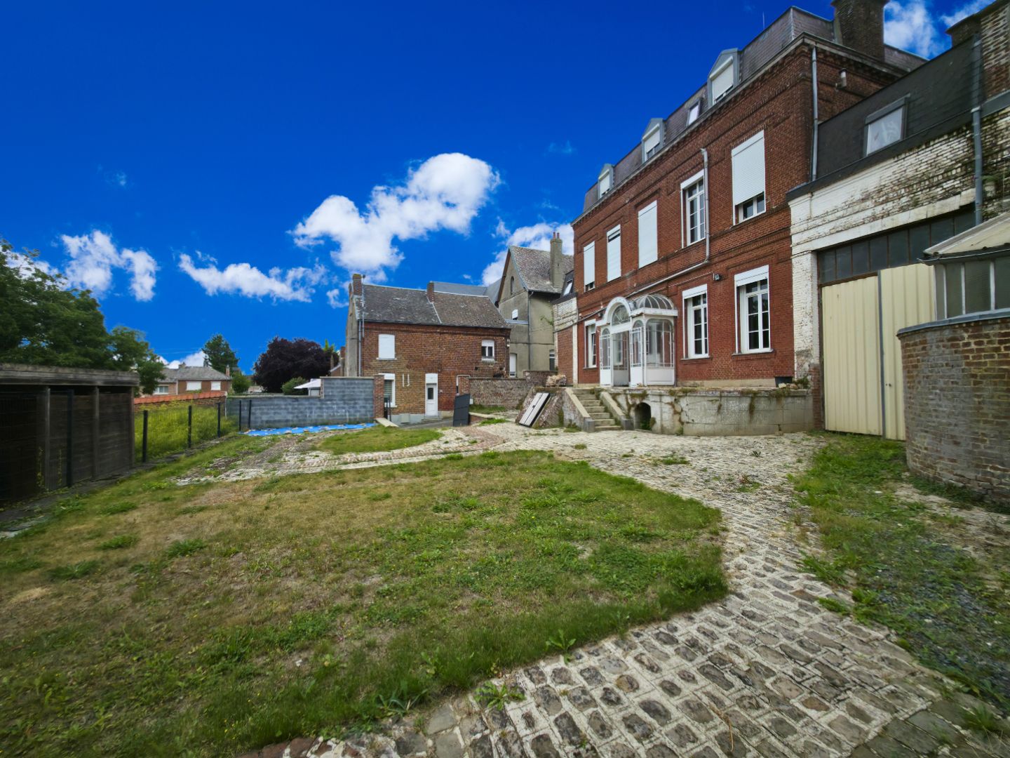 Appartement à vendre  - 5 pièce(s) - 114m2 - Le Cateau-cambrésis (59360)