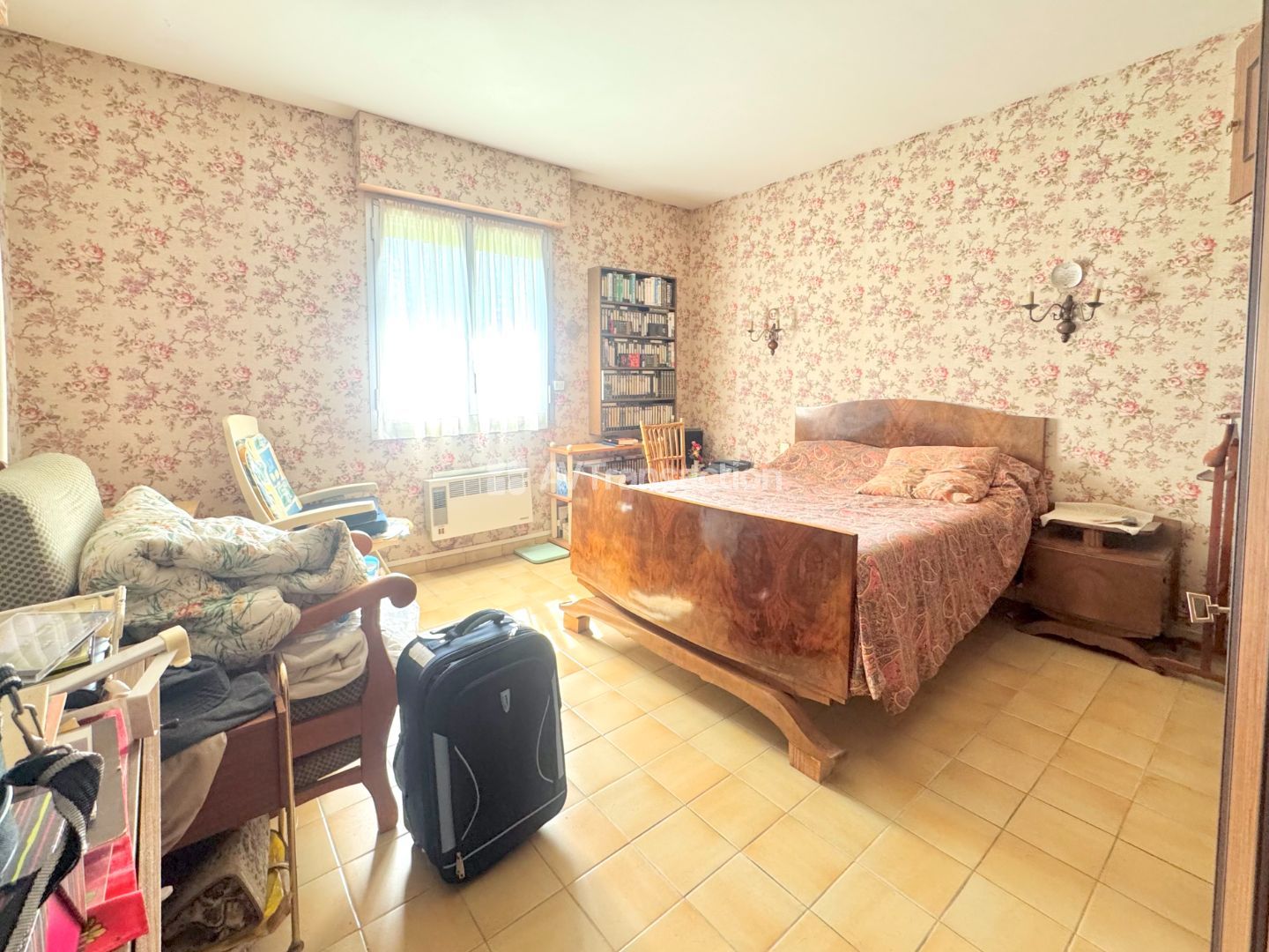 Maison plain pieds + dépendance 1000m2