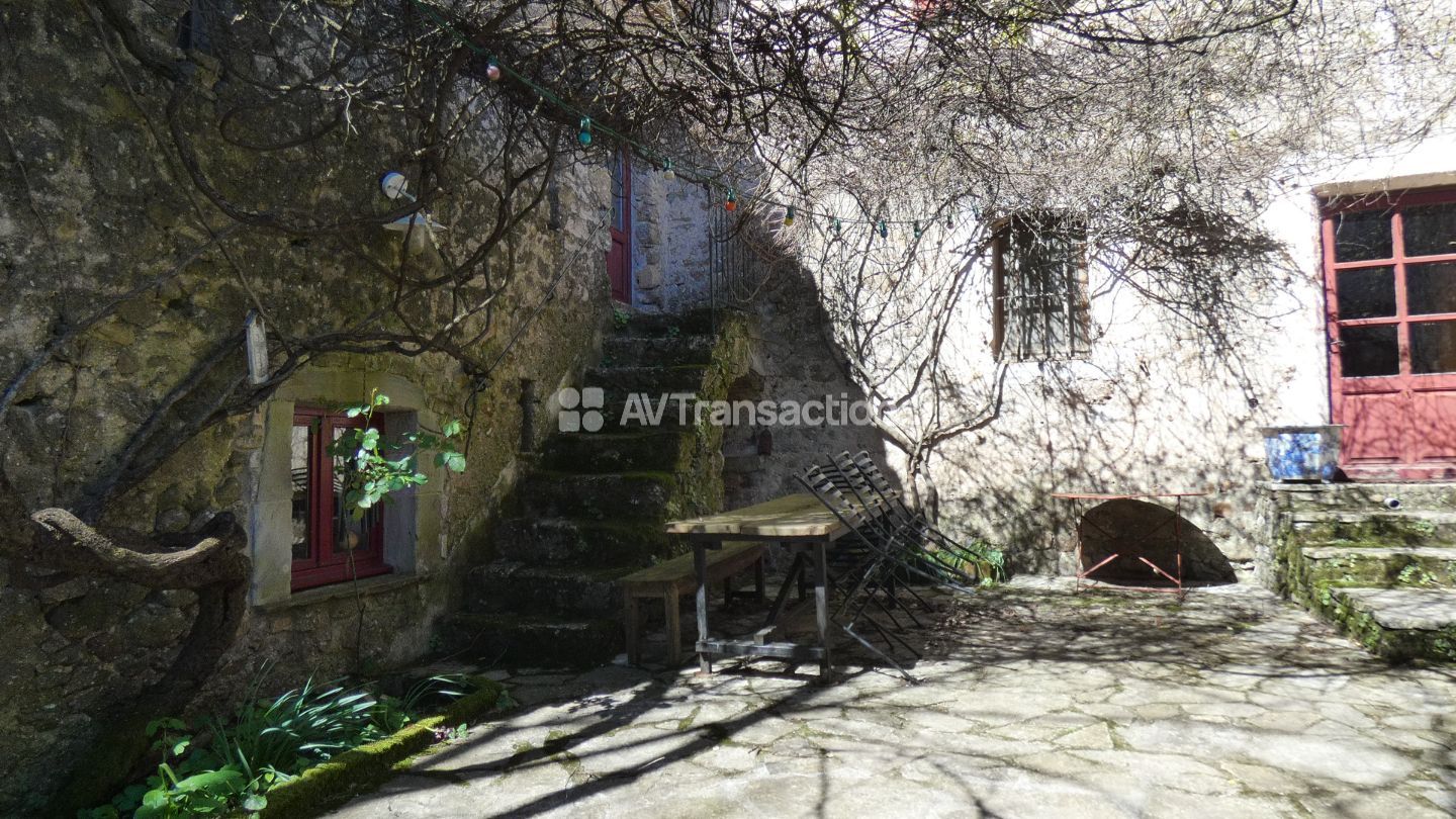 Maison de caractère à vendre  - 12 pièce(s) - 251m2 - Lasalle (30460)