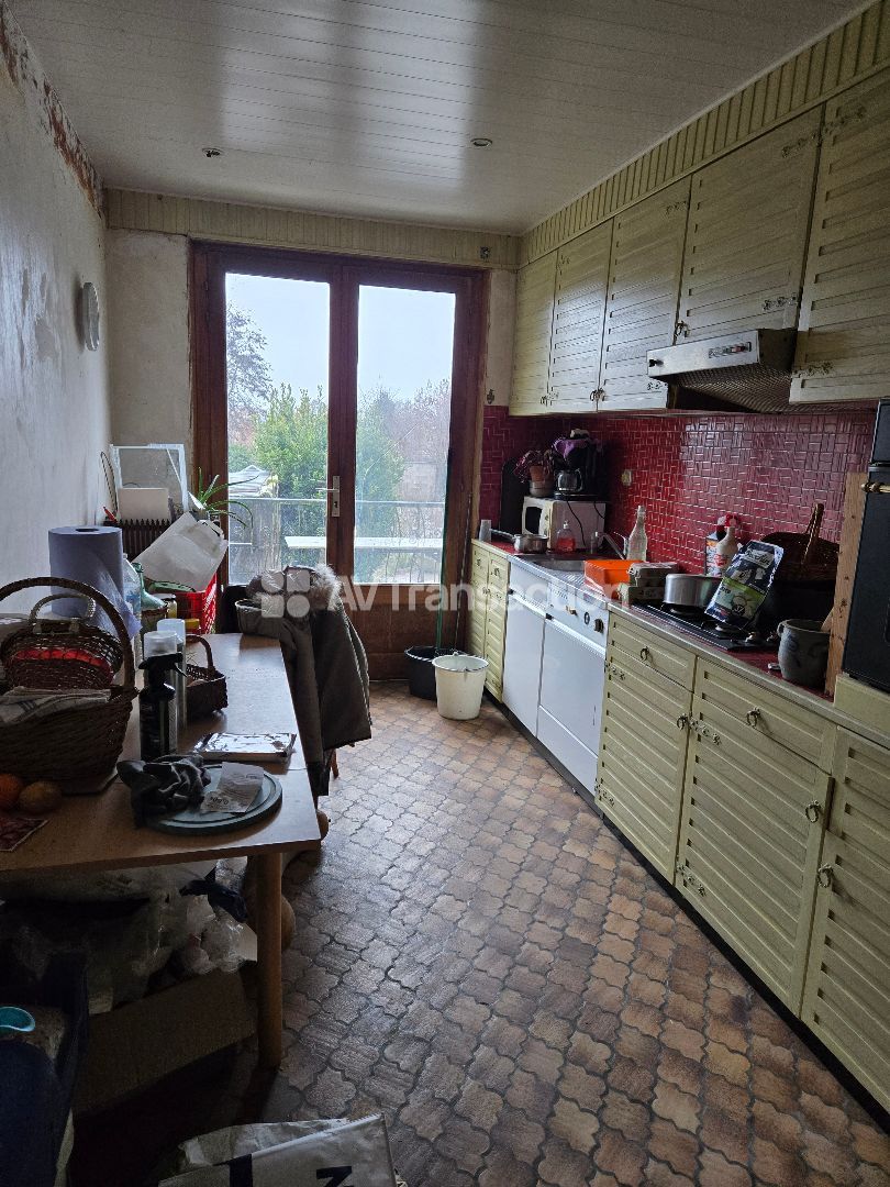 Maison à vendre  - 12 pièce(s) - 242m2 - Gray (70100)