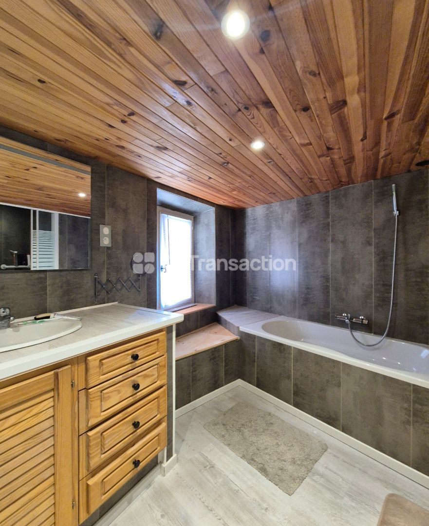 Maison à vendre  - 3 pièce(s) - 54m2 - Le Luc (83340)