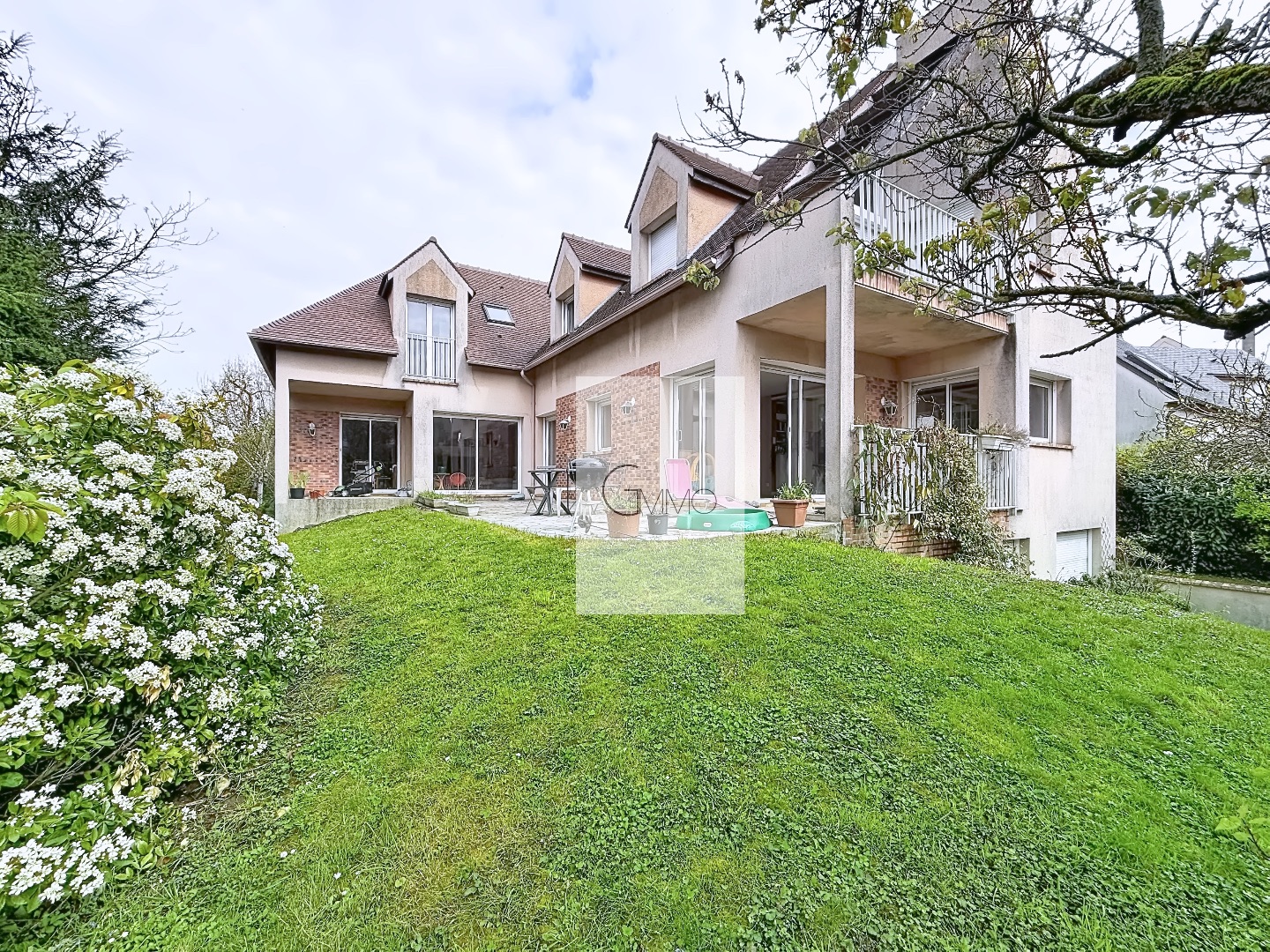 Maison à vendre  - 6 pièce(s) - 215.66m2 - L'haÿ-les-roses (94240)