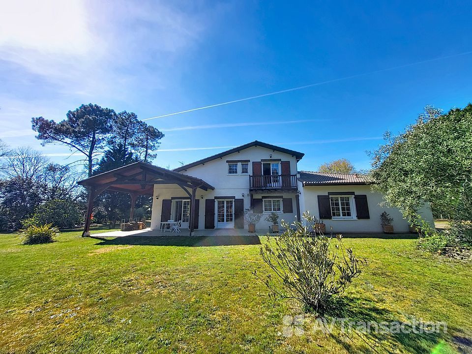 Maison landaise 189 m² et son splendide parc de 6000m² 