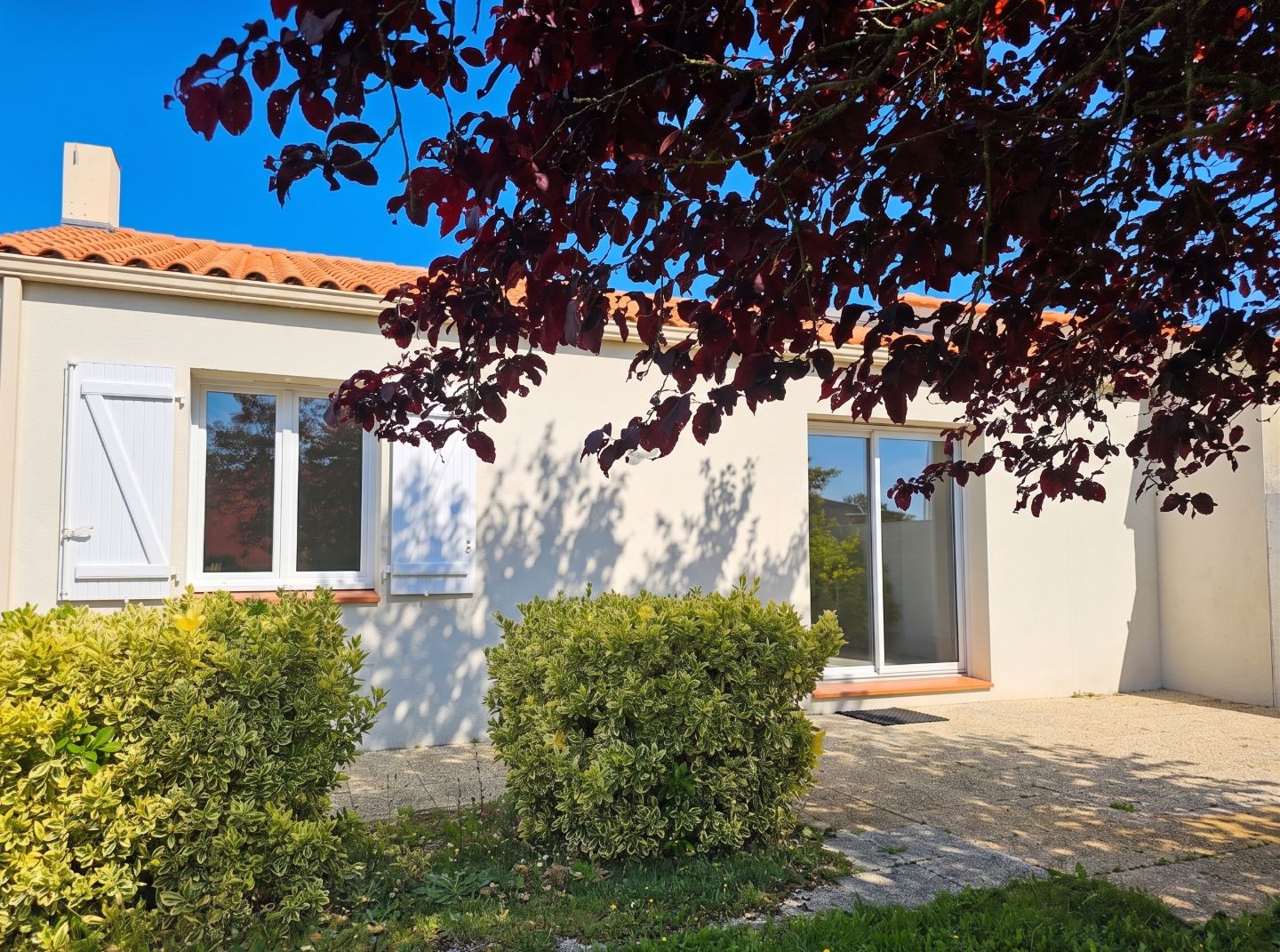 Maison 3 pièces 69 m² + jardin 457m²,1997, proximité commodités