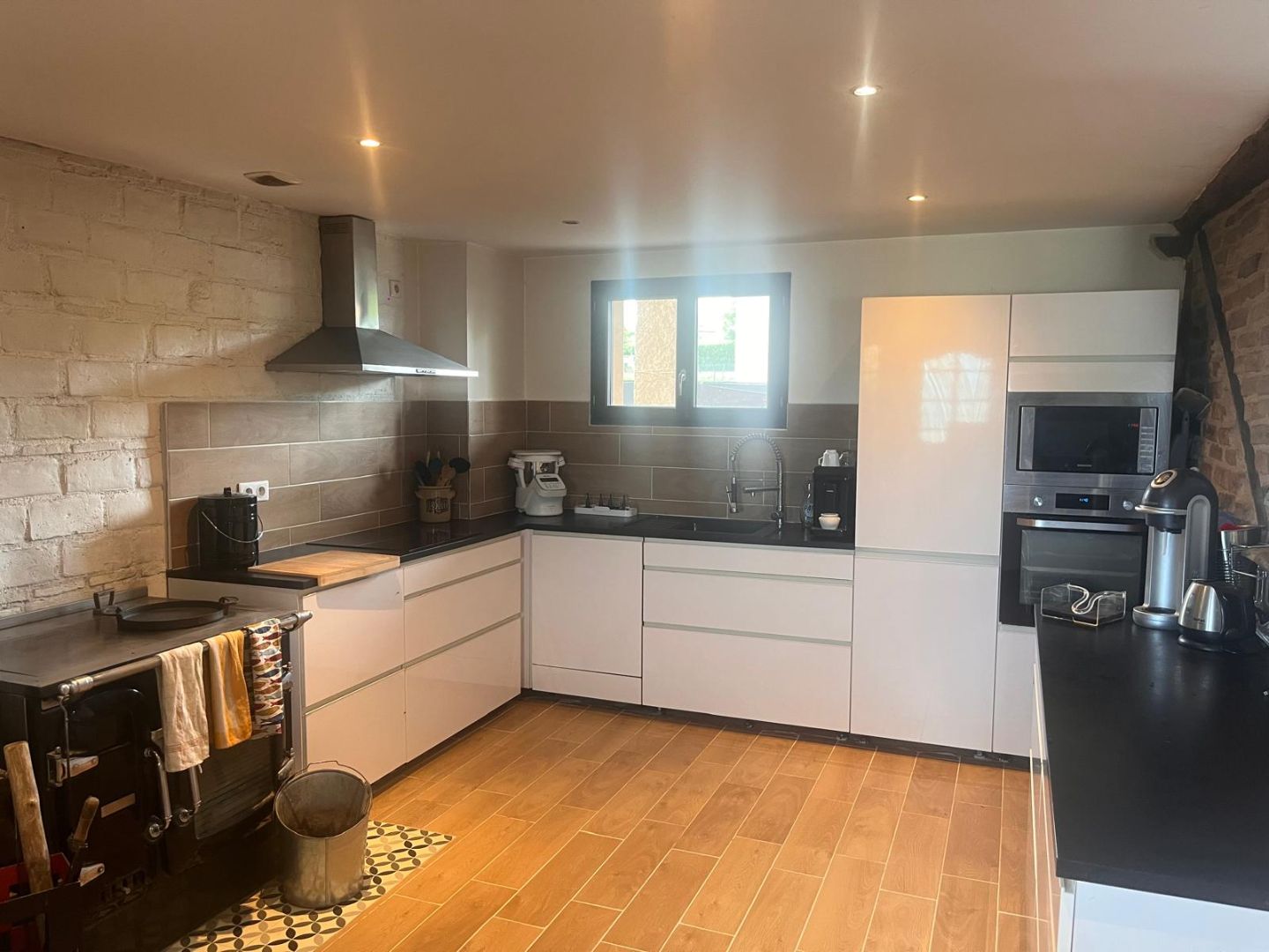 Maison à vendre  - 8 pièce(s) - 253m2 - Châtillon-sur-chalaronne (01400)