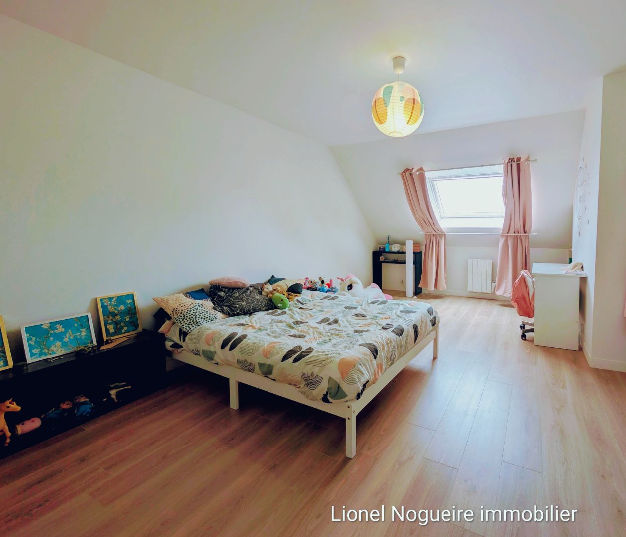  Maison quartier St-Michel sur 3 niveaux 