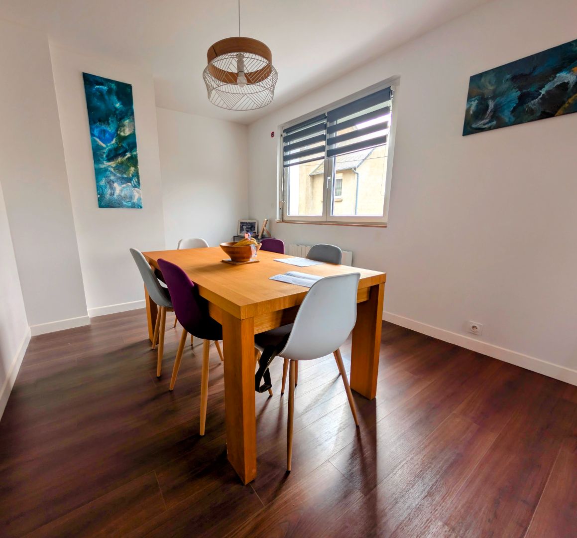  Maison quartier St-Michel sur 3 niveaux 