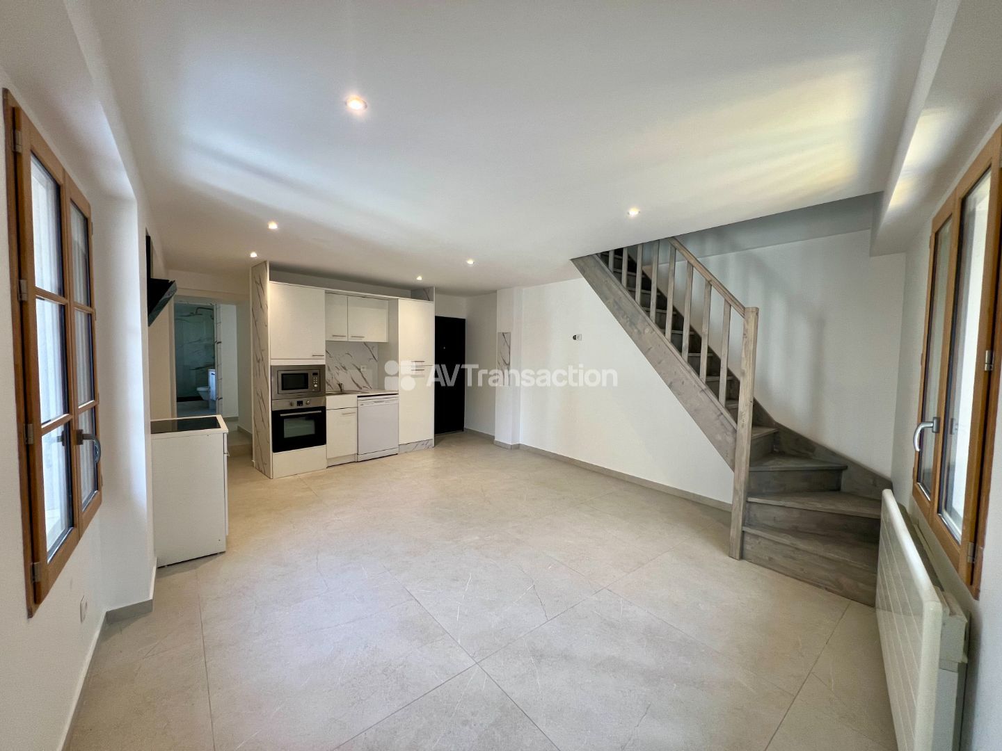 Appartement rénové à vendre - 4 pièce(s) - 61.99m2 - Belley (01300)