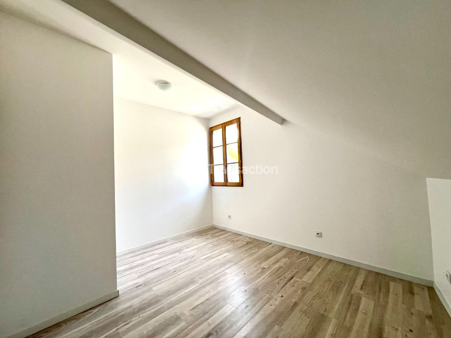 Immeuble de rapport à vendre  - 12 pièce(s) - 235m2 - Belley (01300)