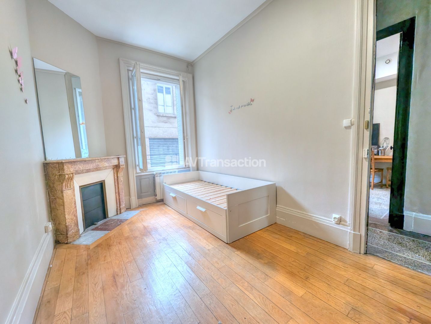  P3 78 m2 immeuble de prestige profession liberale acceptee