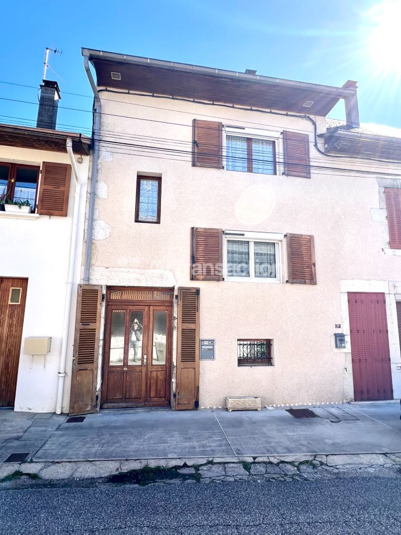 Maison de village à vendre  - 6 pièce(s) - 110m2 - Culoz (01350)