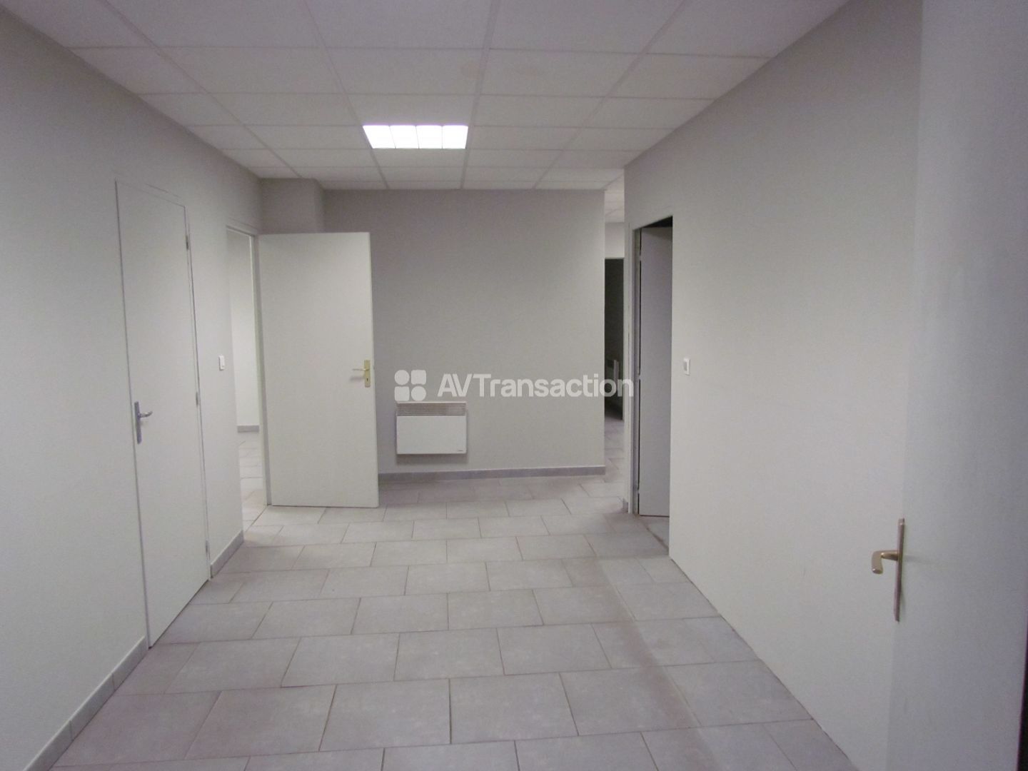 Entrepots et Bureaux à vendre  - 6 pièce(s) - 290m2 - Bar-le-duc (55000)