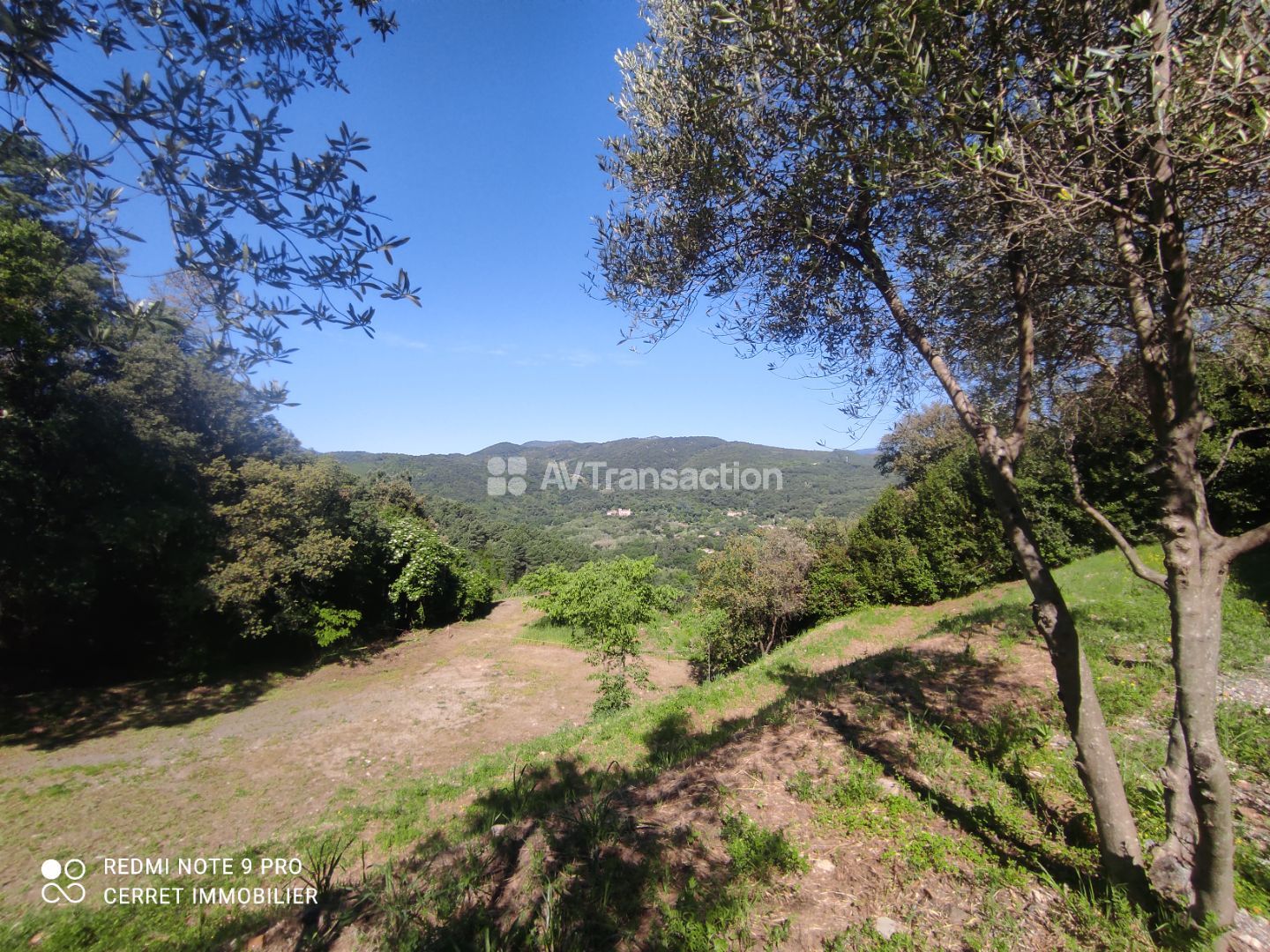 Terrain à bâtir 1470 m²