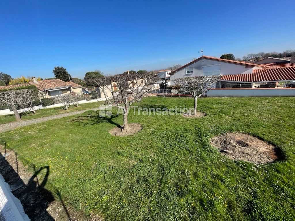 Terrain constructible à vendre  - 340m2 - Seysses (31600)