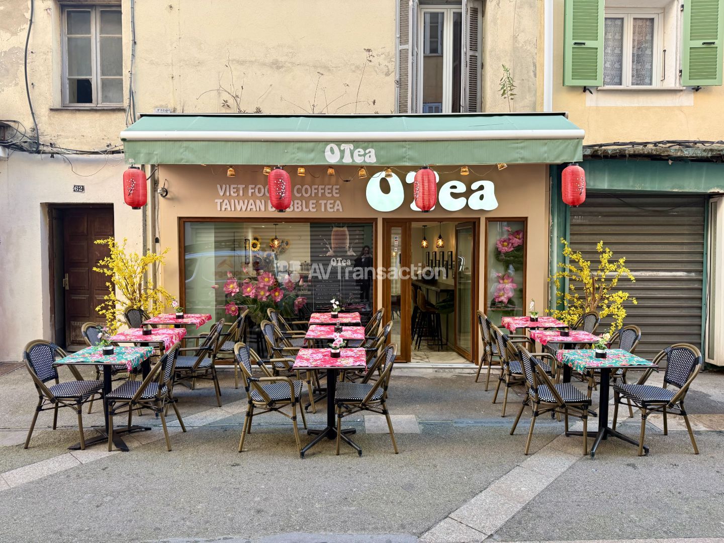 Fonds de commerce à vendre – petite restauration / salon de thé 