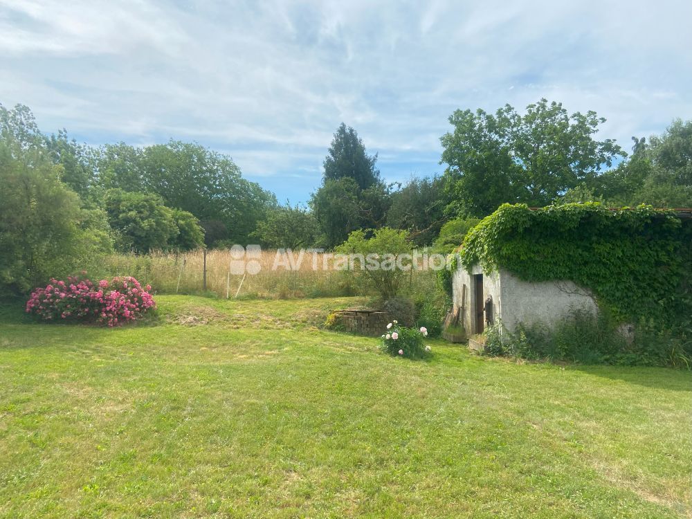 Maison à vendre  - 8 pièce(s) - 165m2 - Mazerulles (54280)