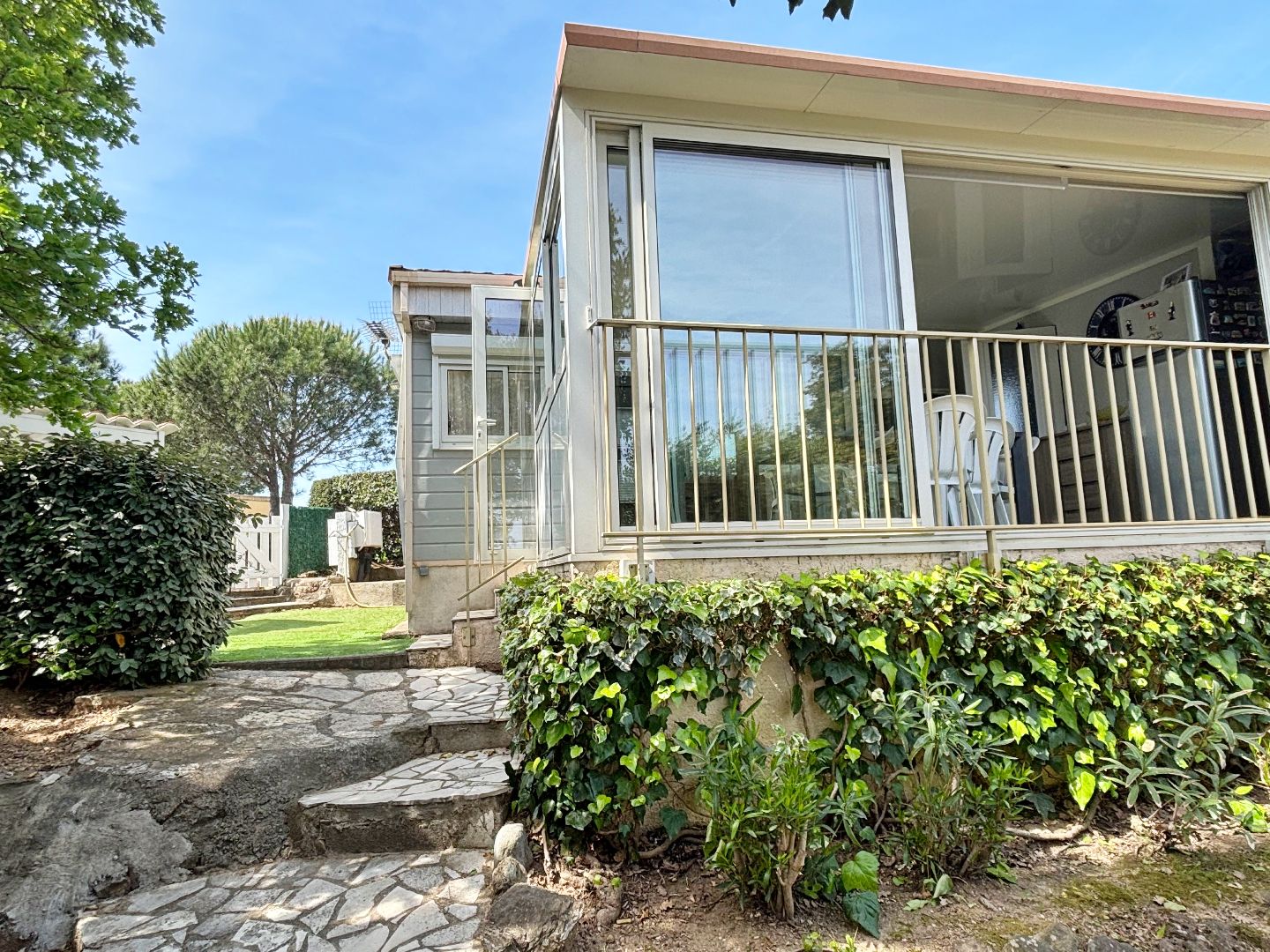 Chalet à vendre  - 4 pièce(s) - 70m2 - Roquebrune-sur-argens (83520)