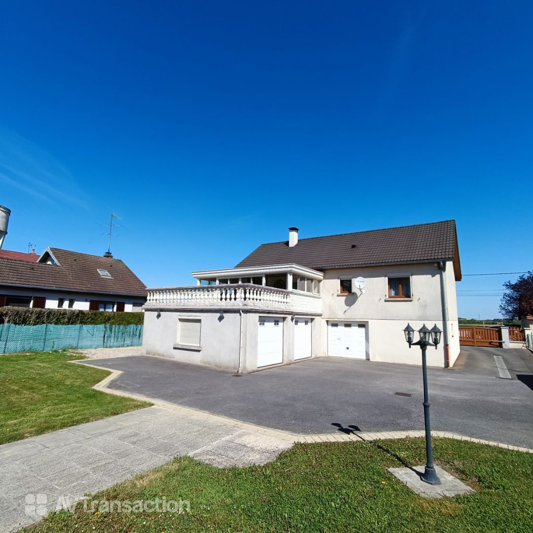 Pavillon accès PMR à vendre proche de Gray
