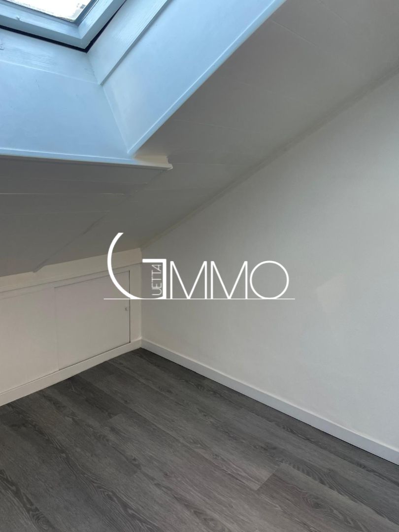 Appartement à vendre  - 1 pièce(s) - 7.18m2 - Paris (75009)