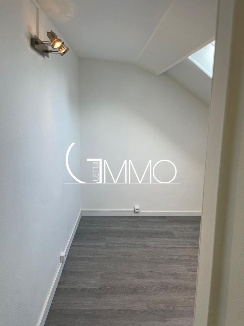 Appartement à vendre  - 1 pièce(s) - 7.18m2 - Paris (75009)