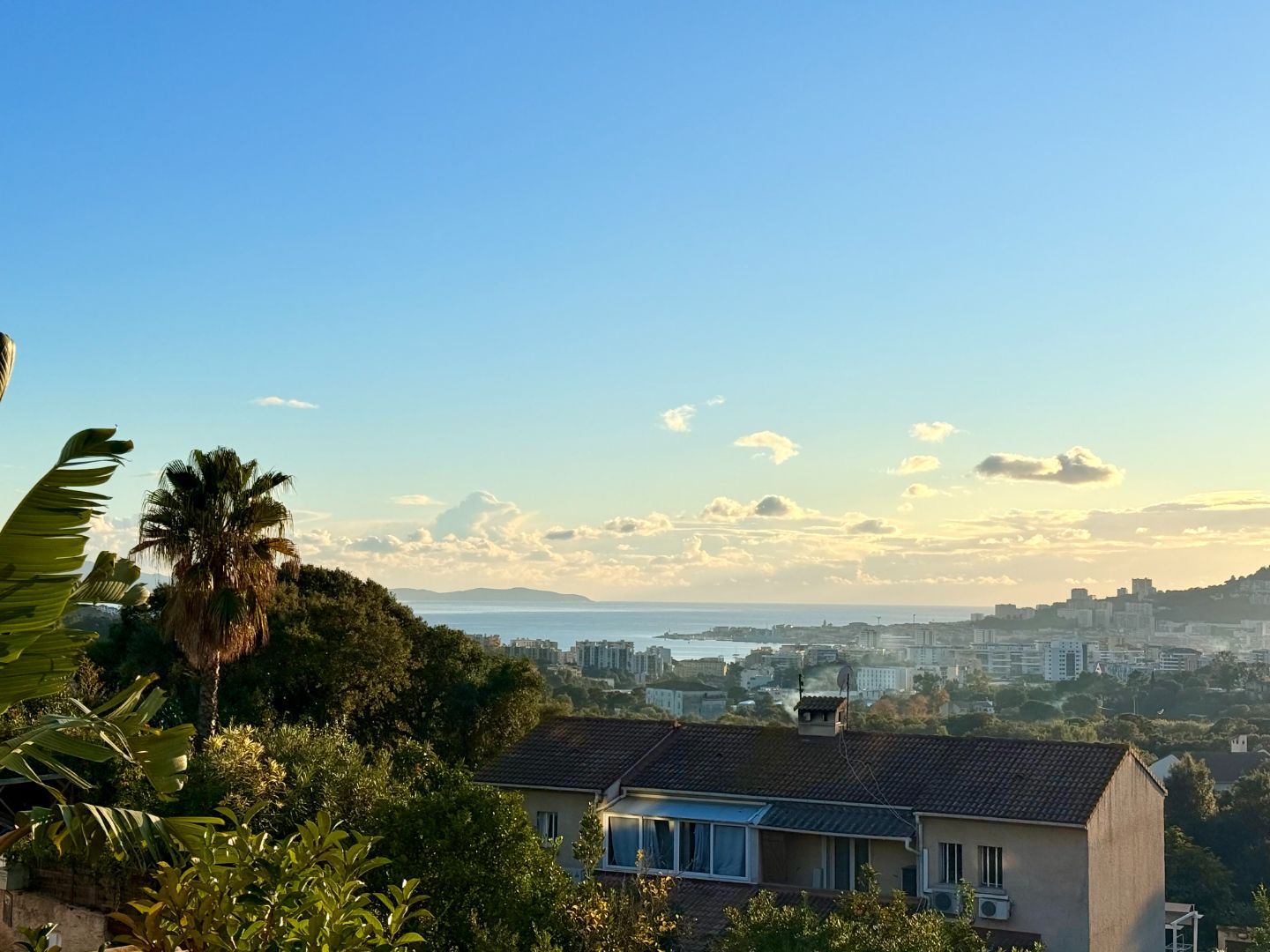 Maison mitoyenne à vendre  - 4 pièce(s) - 91m2 - Ajaccio (20090)