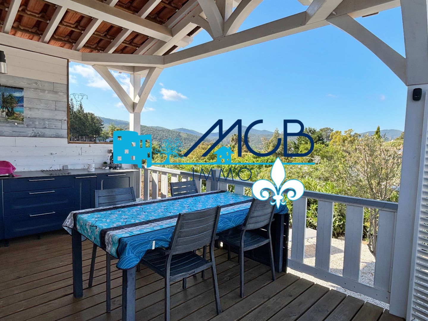 Mobil-home dans domaine ouvert à l'année