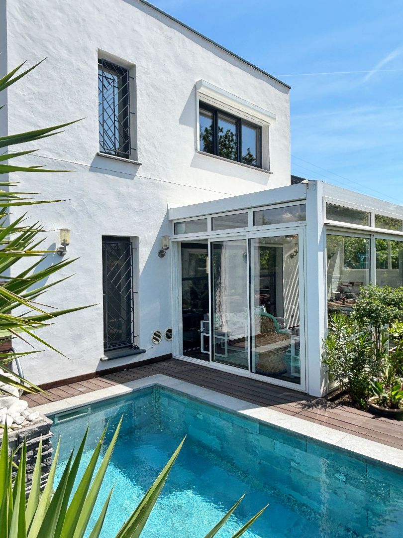 Maison contemporaine à vendre  - 4 pièce(s) - 115m2 - Roquebrune-sur-argens (83520)