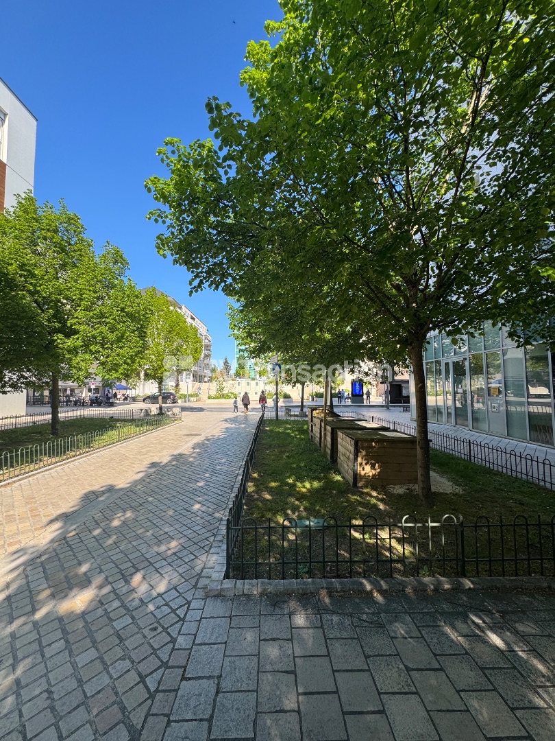 T2 avec locataire en place – résidence récente  Quartier Coligny