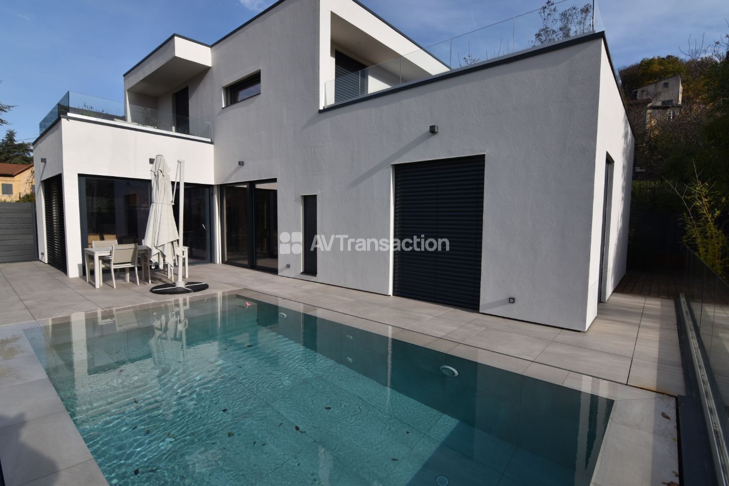 Maison à vendre  - 8 pièce(s) - 204m2 - Saint-cyr-au-mont-d'or (69450)