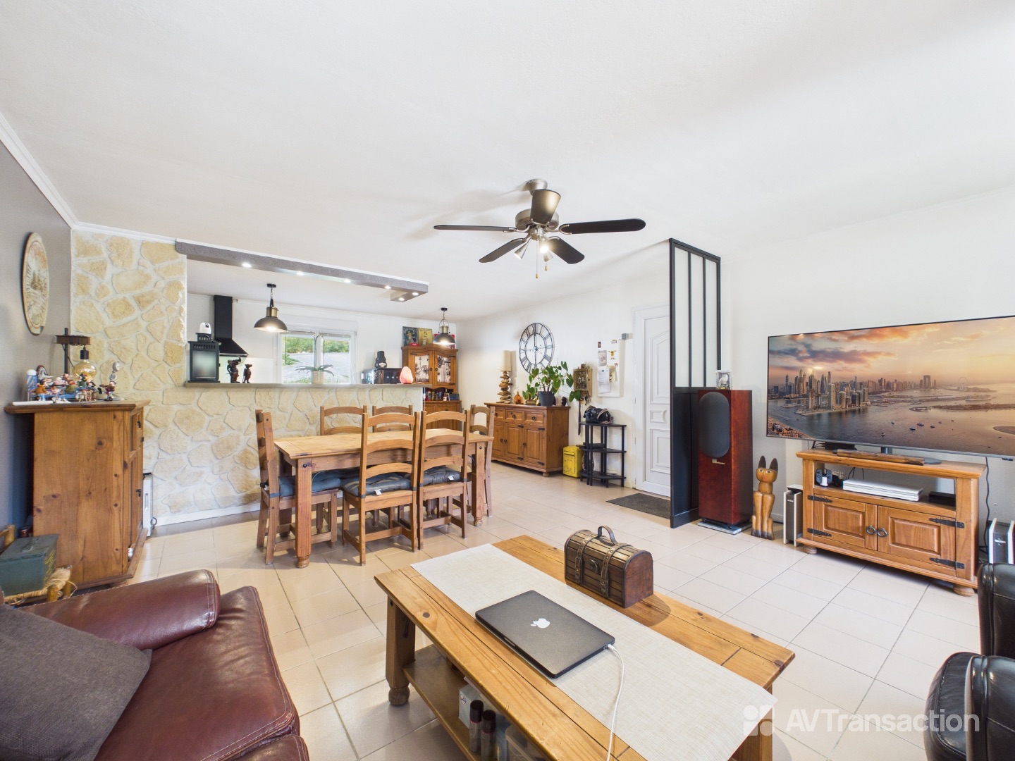 Appartement à vendre  - 4 pièce(s) - 97m2 - Afa (20167)