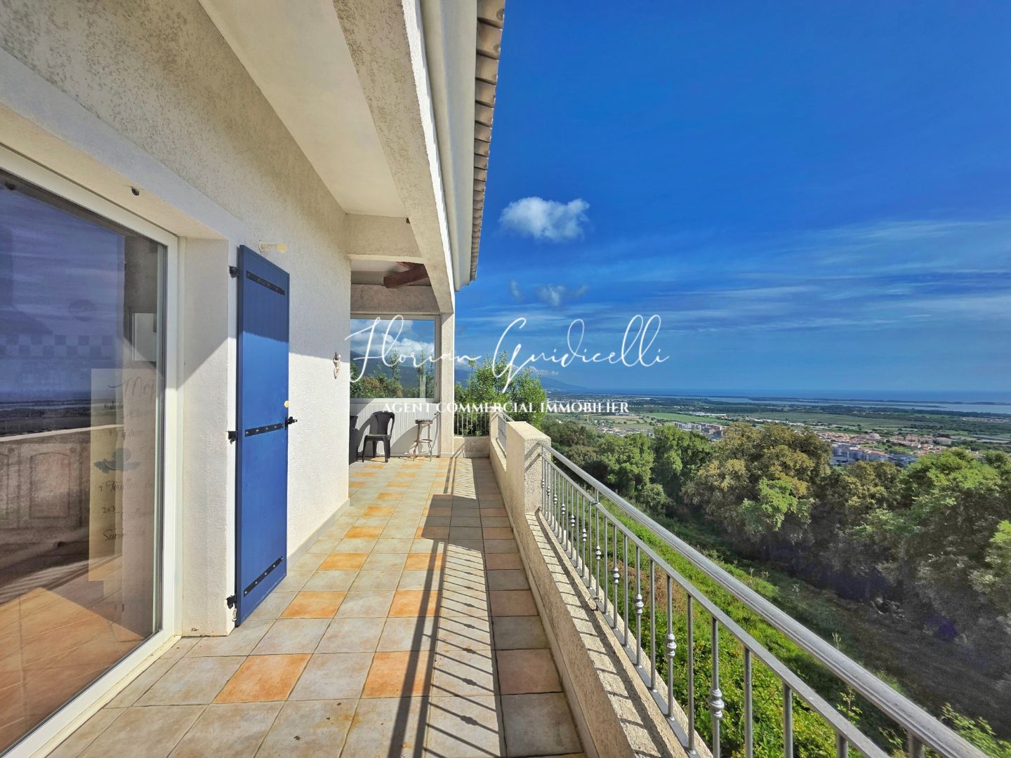 Villa avec deux logements – 213 m² – Vue mer panoramique – Borgo