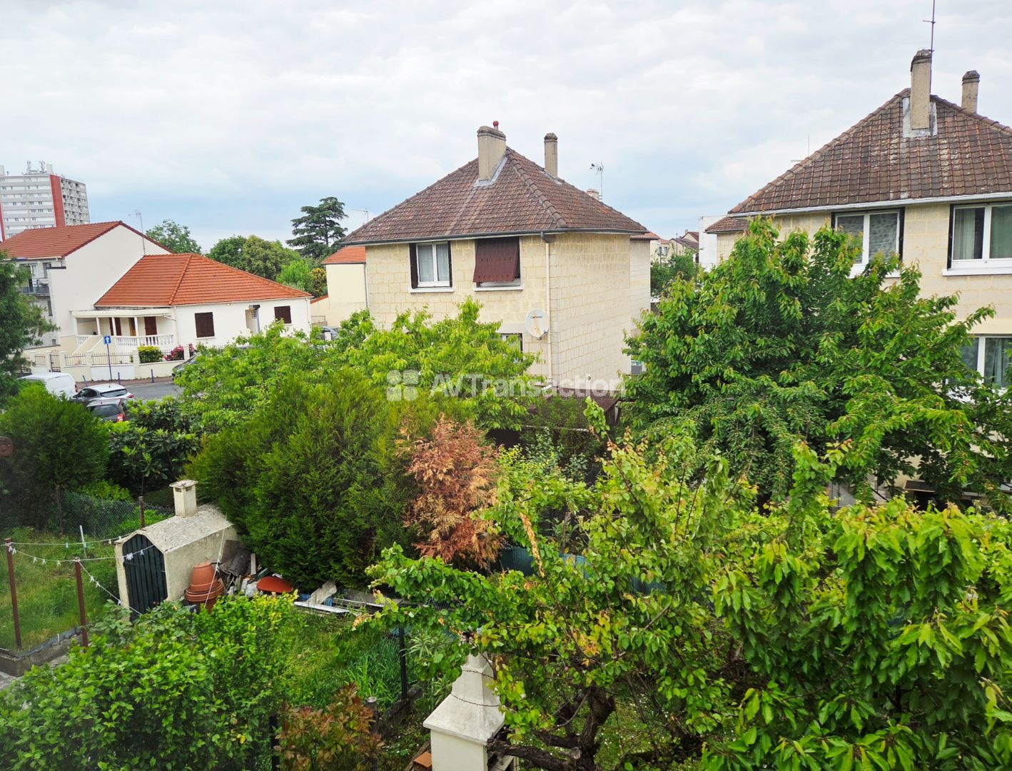 MAISON 4 PIECES 3 CHAMBRES JARDIN