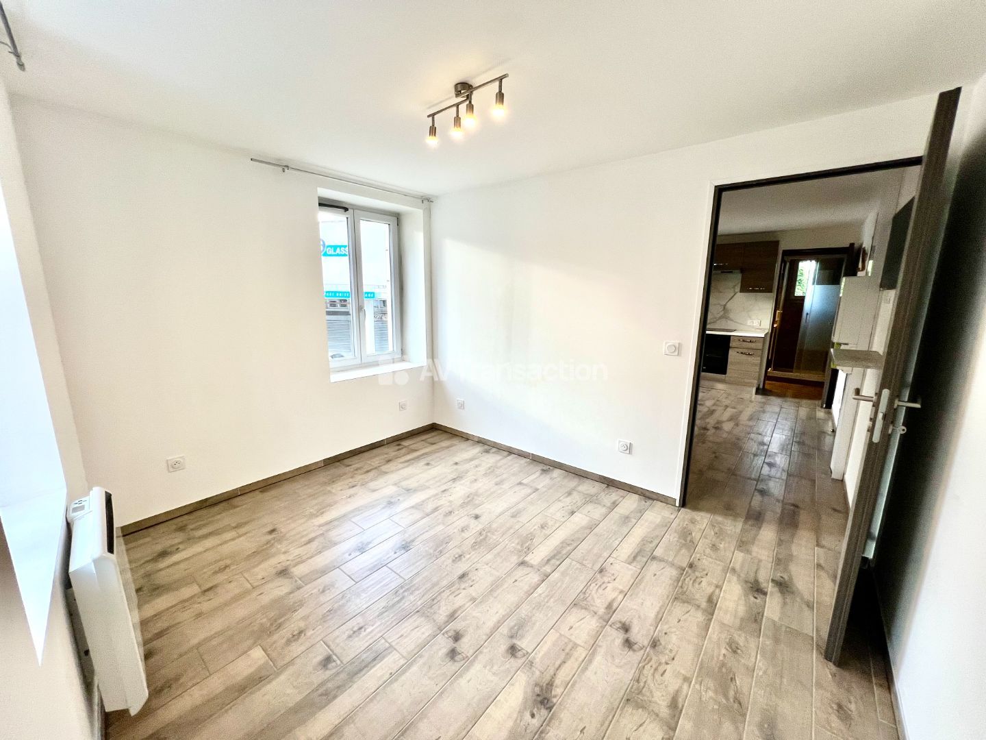 Appartement rénové à vendre  - 2 pièce(s) - 29m2 - Belley (01300)