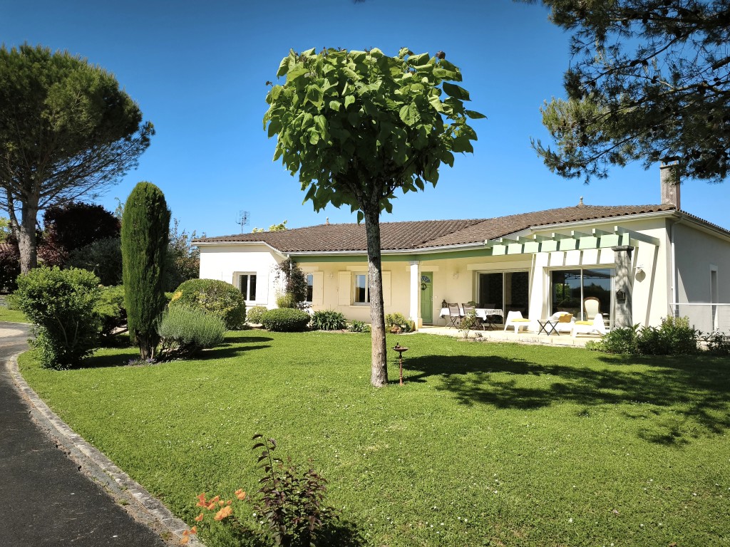 CENTRE-VILLE DE PONS