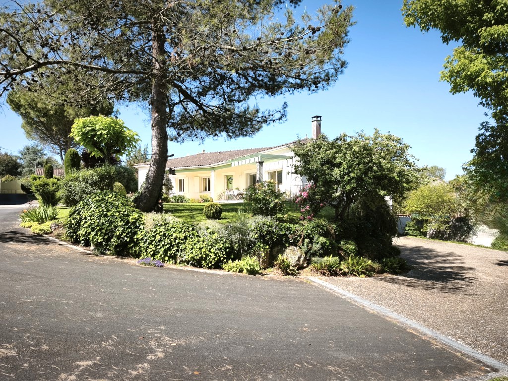 CENTRE-VILLE DE PONS