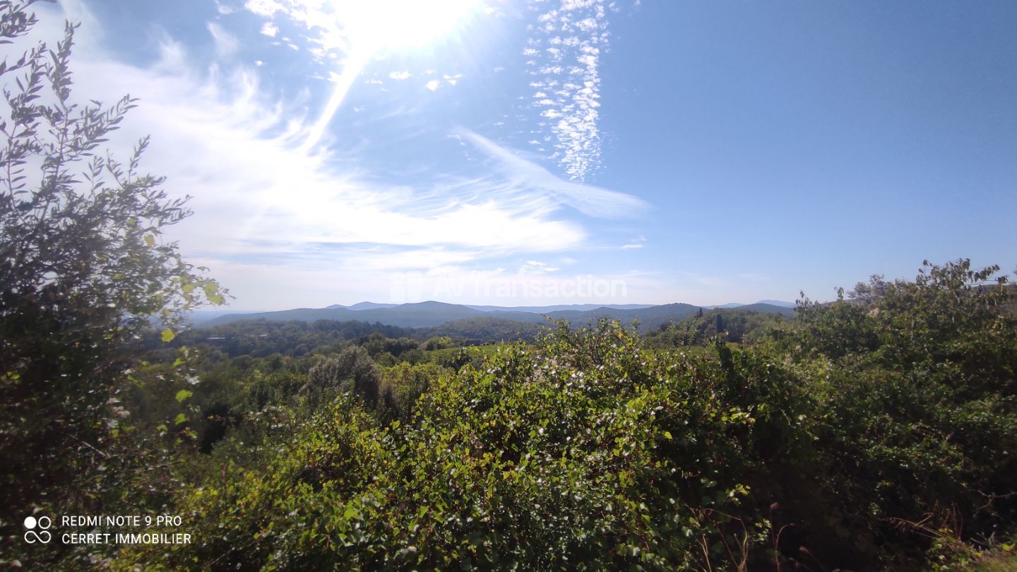 Terrain à bâtir avec vue