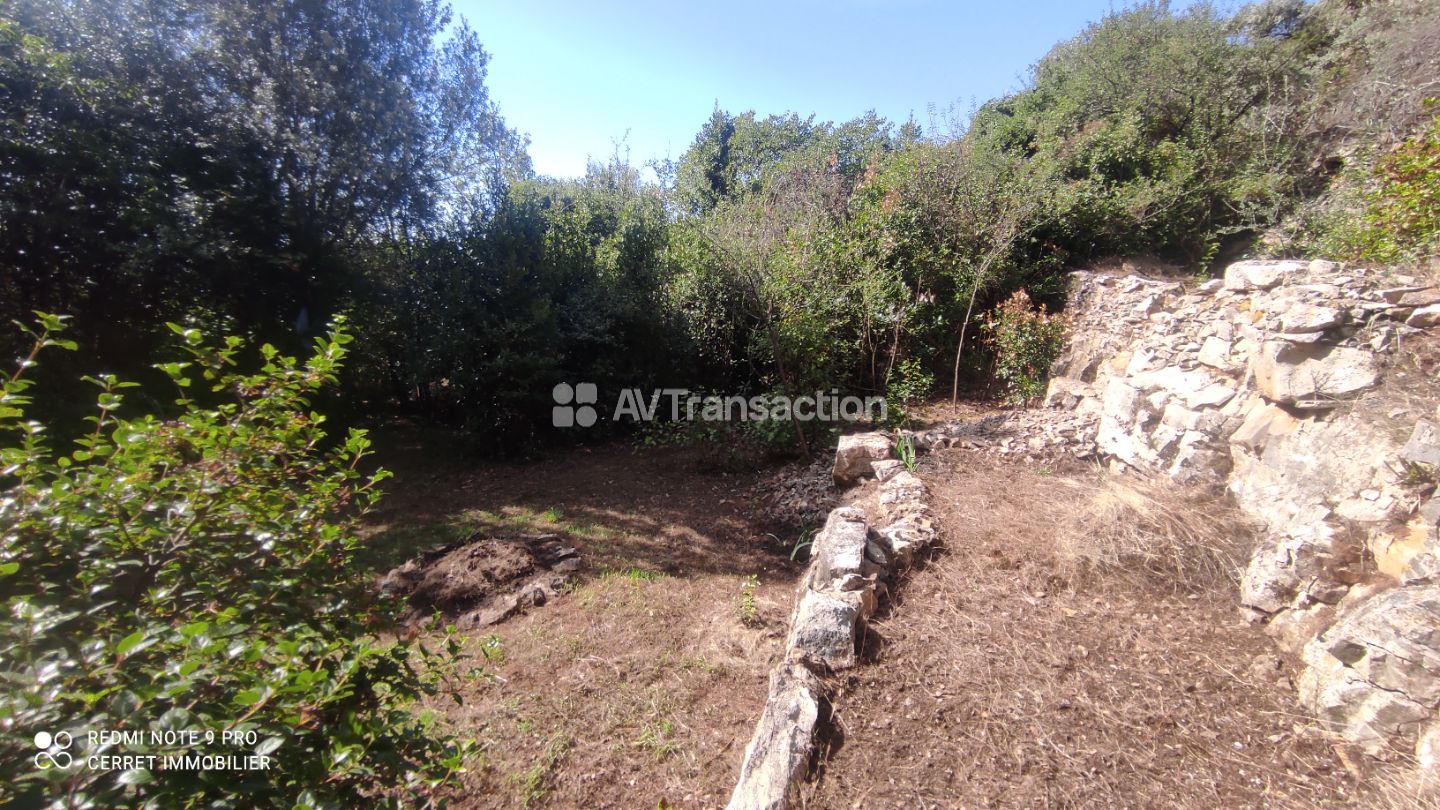 Terrain constructible à vendre  - 900m2 - Monoblet (30170)
