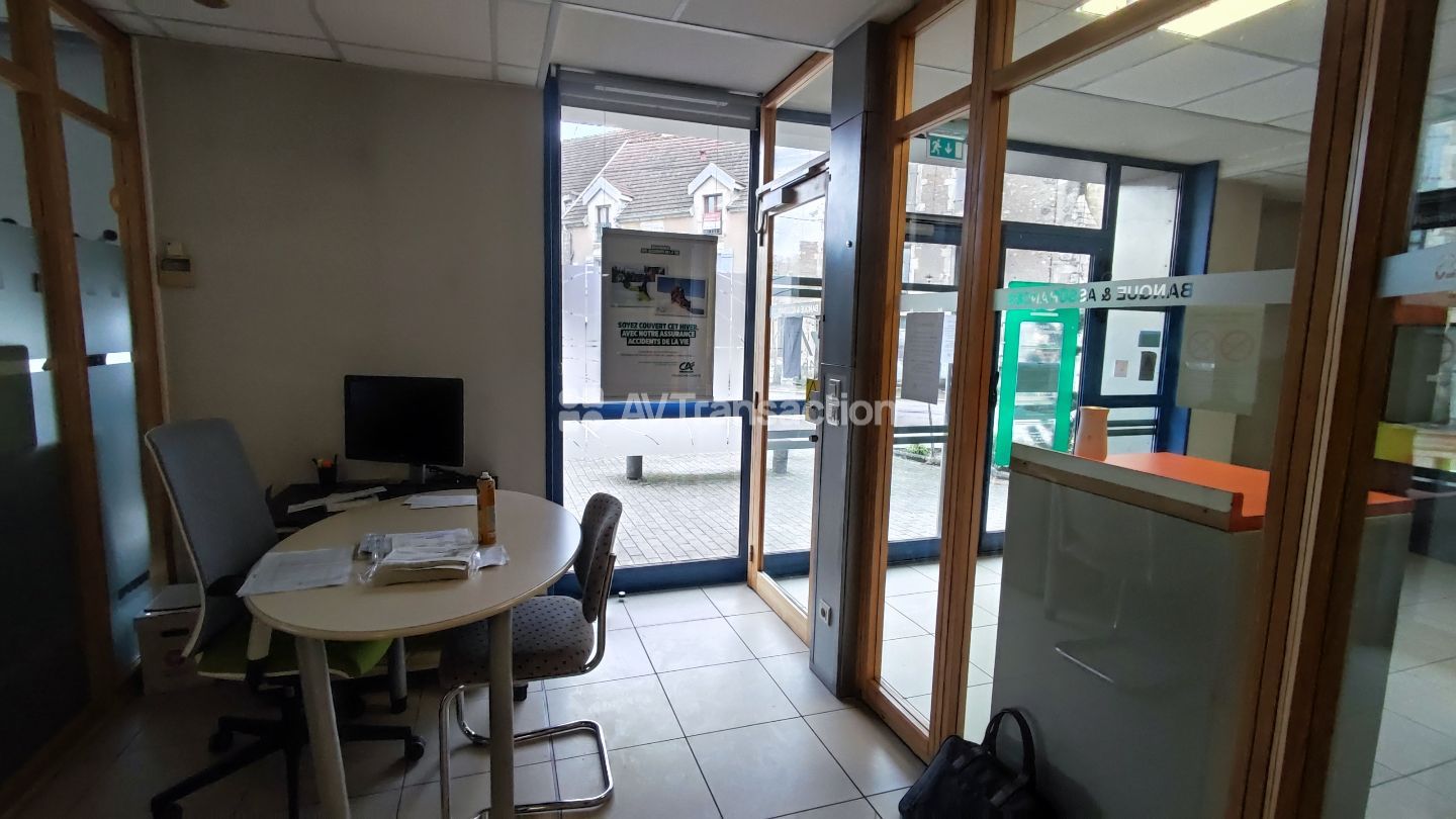 Maison à vendre  - 9 pièce(s) - 240m2 - Dampierre-sur-salon (70180)