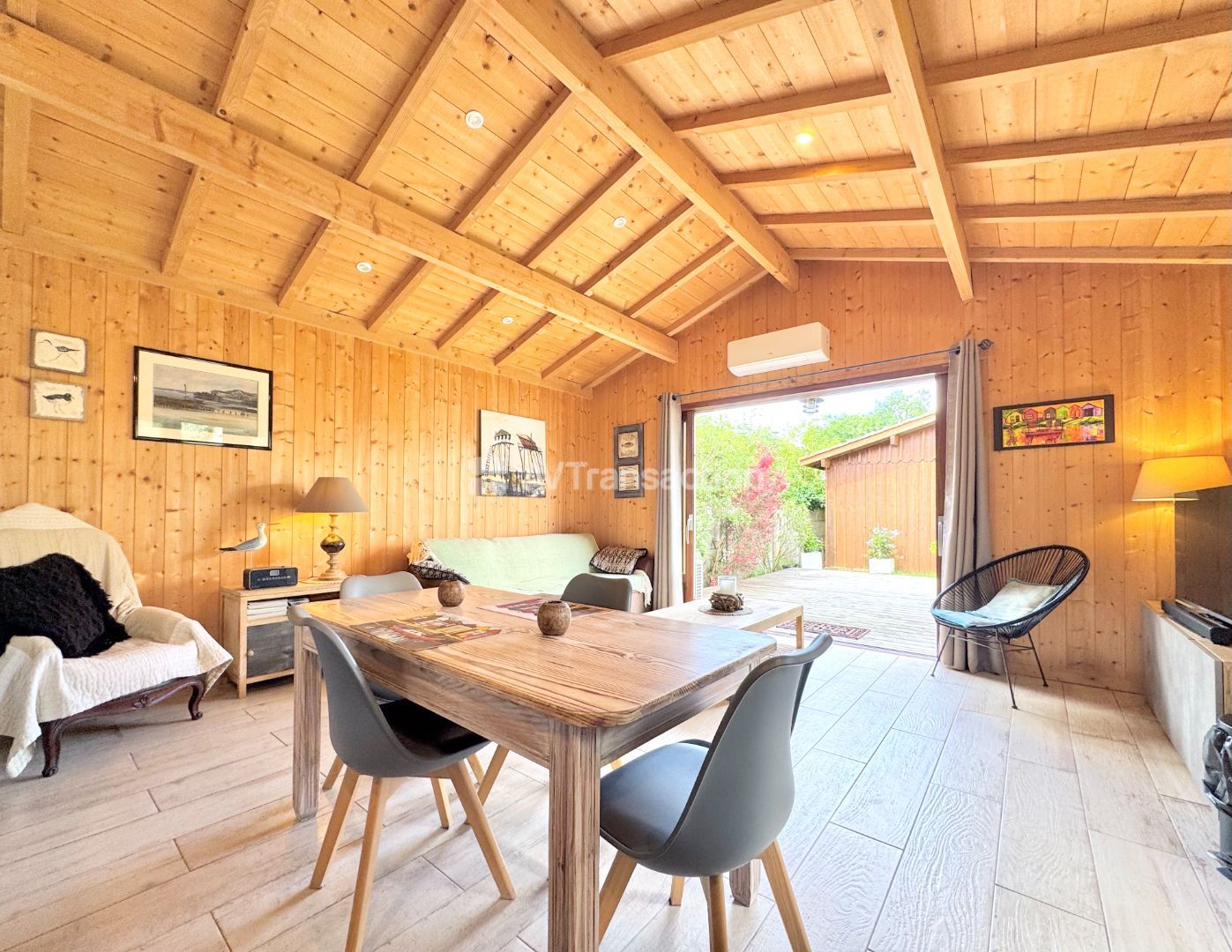 Maison et dépendance 2nde ligne