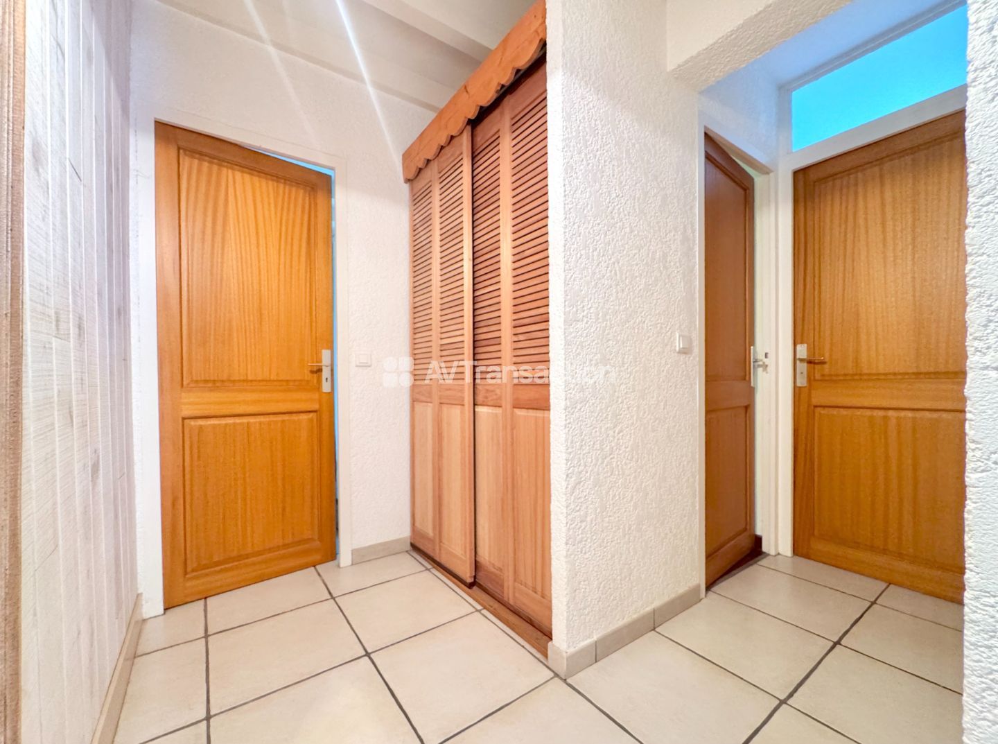 Maison et dépendance 2nde ligne