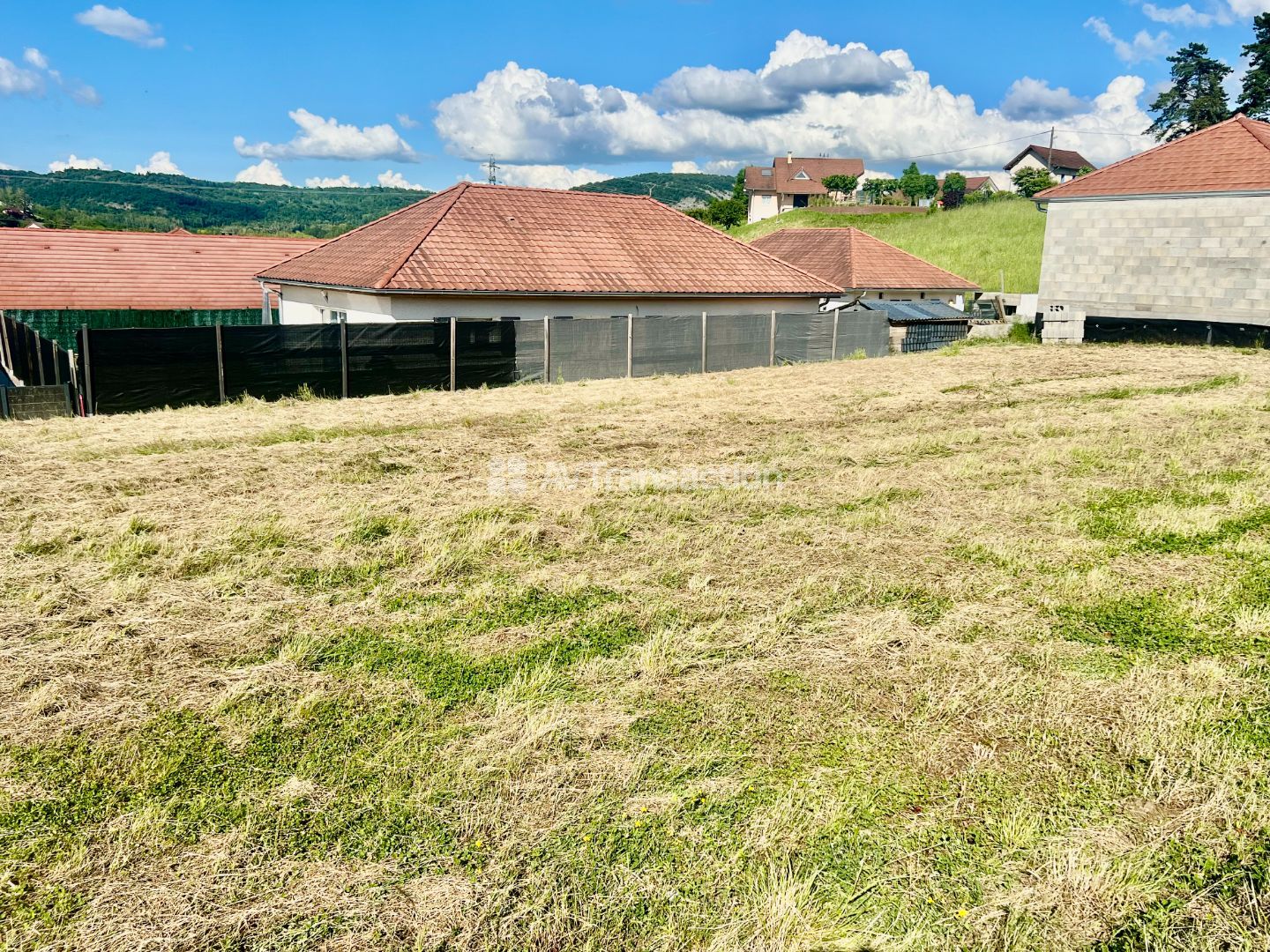 Terrain constructible à vendre  - 619m2 - Belley (01300)