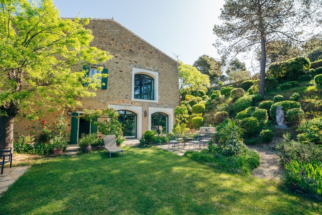 Maison à vendre  - 7 pièce(s) - 300m2 - Azillanet (34210)