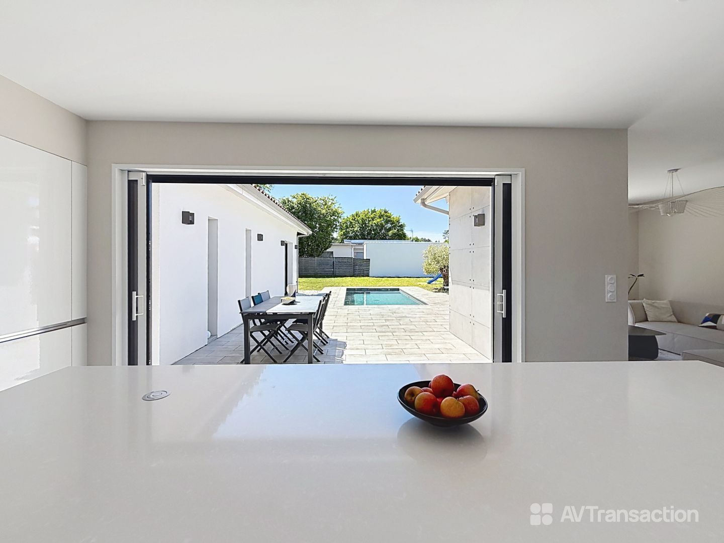 Élégante villa contemporaine de 2022 avec piscine