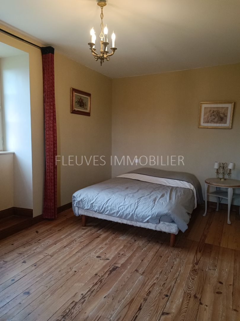 Maison à vendre  - 7 pièce(s) - 121m2 - Ogenne-camptort (64190)