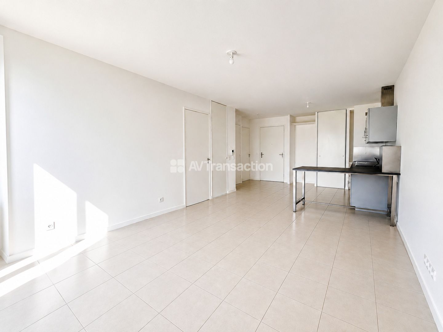 MAGNIFIQUE T2 - 43 m²-CONSTRUCTION RECENTE- BALCON-GARAGE